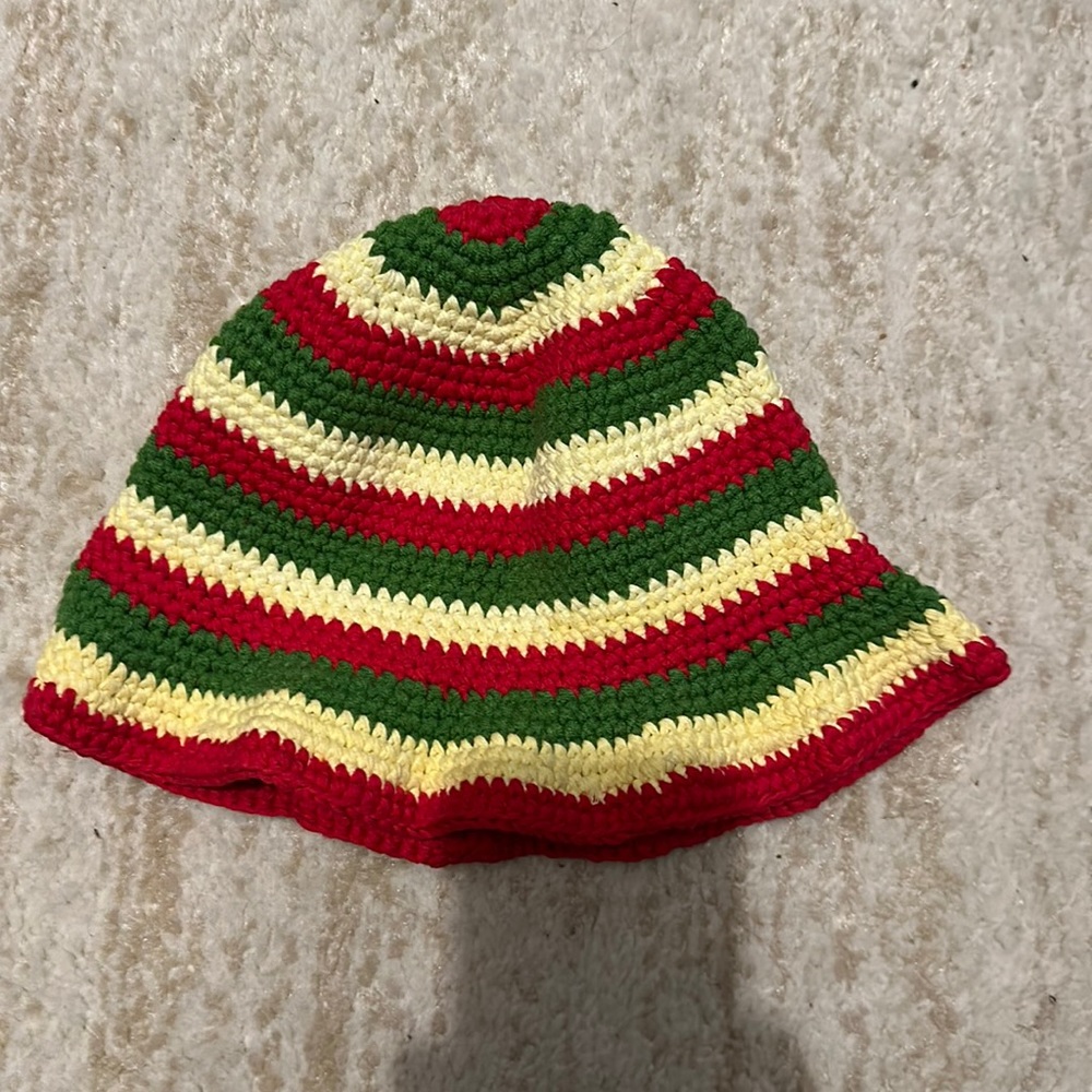 Crochet bucket hat